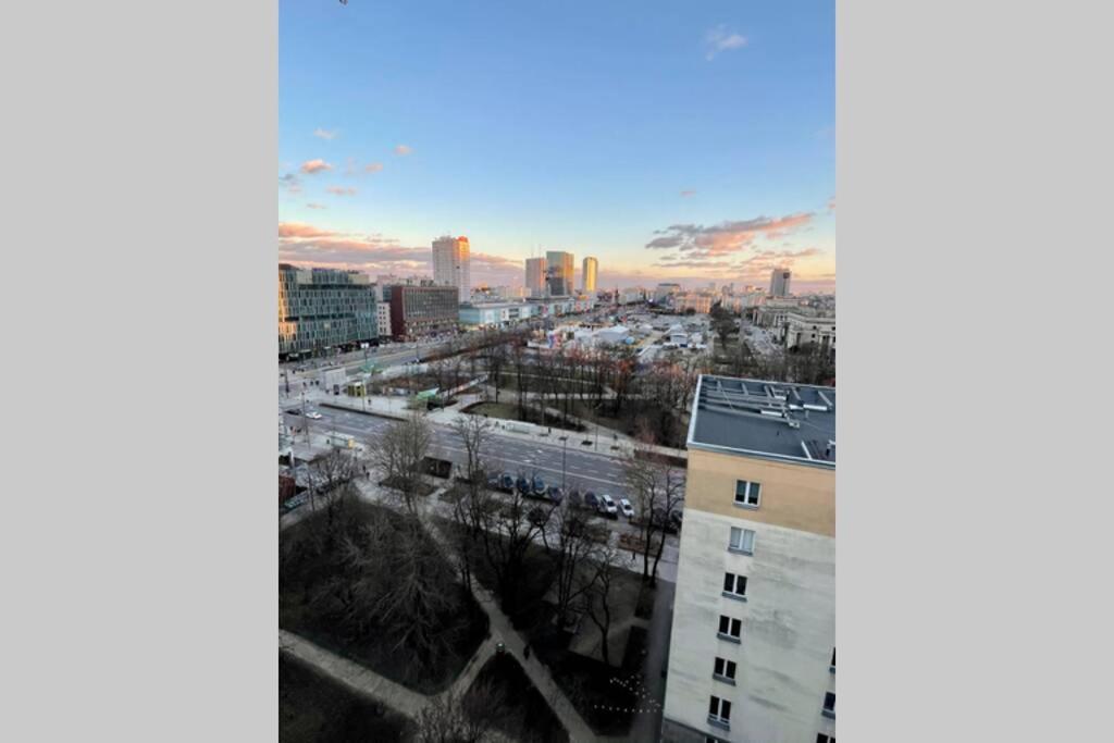Apartment Super Brown 2x Metro Nowy Wifi Netflix Spotify Panorama Miasta